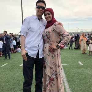 Meet your Posher, Hiba